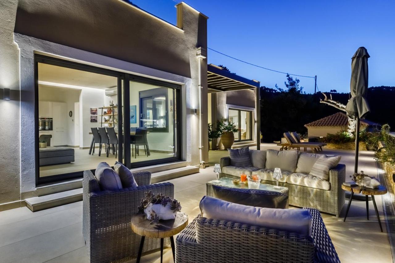 Villa Antigone Luxury Retreat Bandar Skopelos Luaran gambar